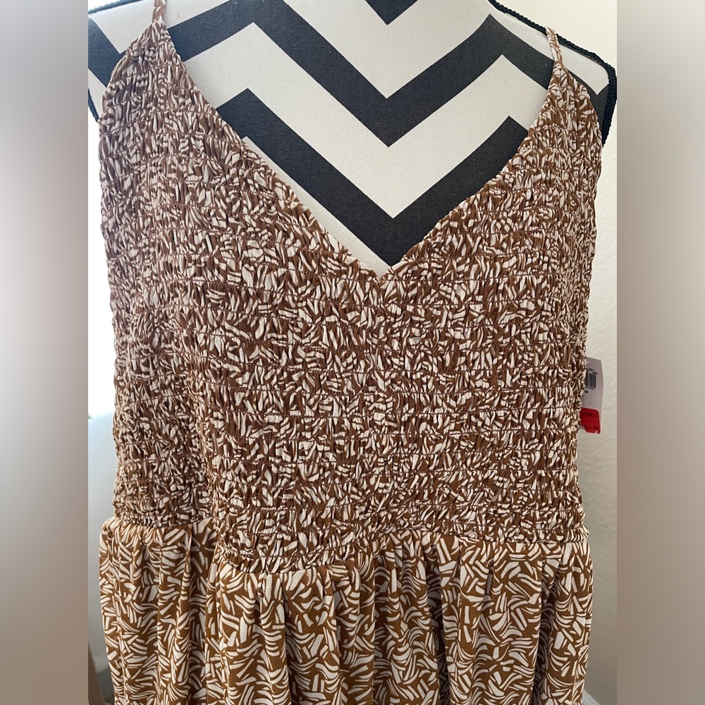 Stretchy summer tank